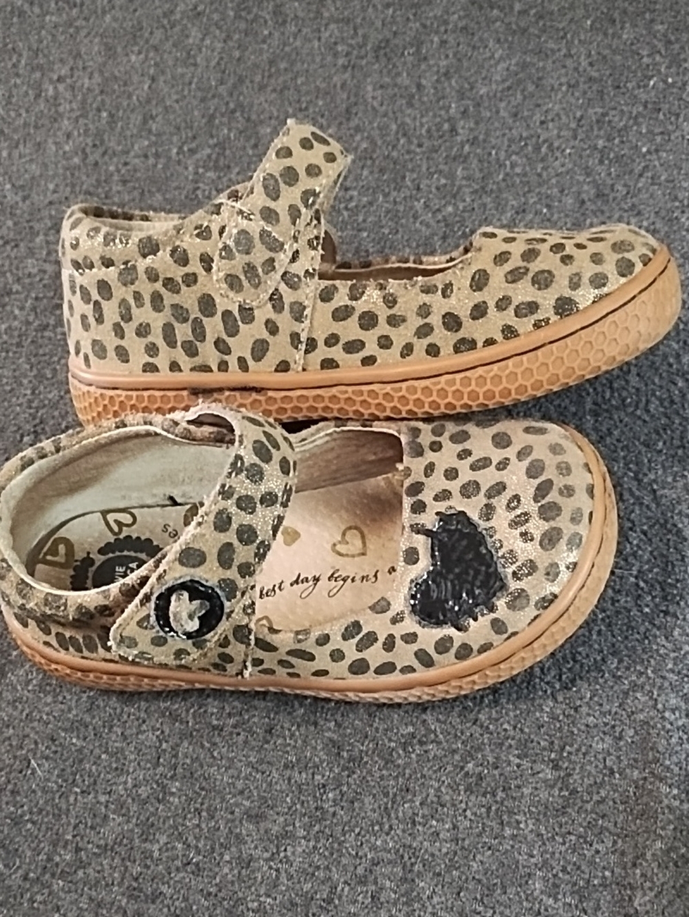 Livie And Luca Leather Mary Jane Shoes Size 7 Adj. Velcro Strap Leopard Shimmer - Picture 3 of 8